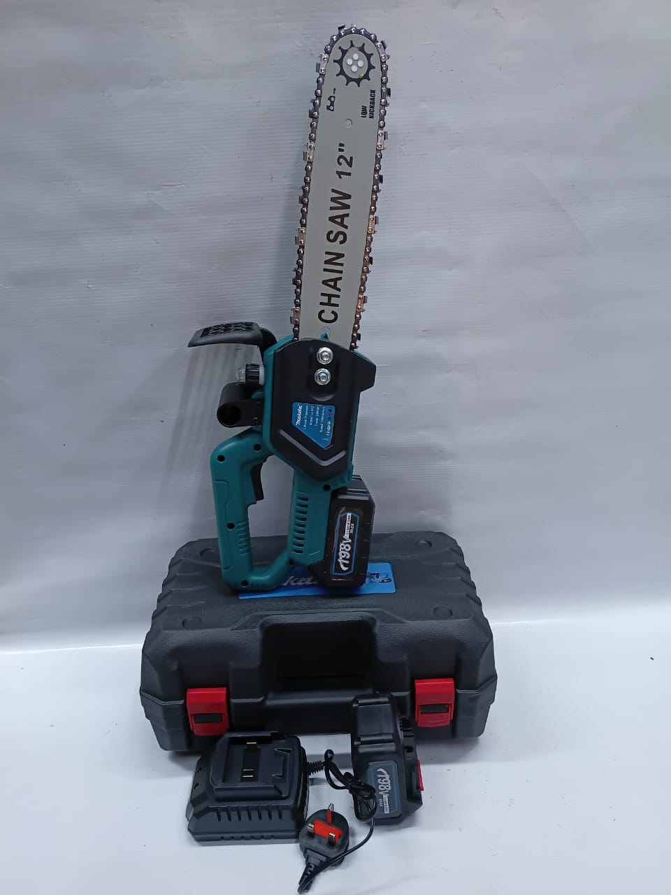 Cordless 12" Chain Saw Description